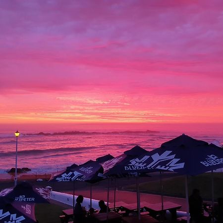 The Blue Peter Hotel Bloubergstrand Buitenkant foto