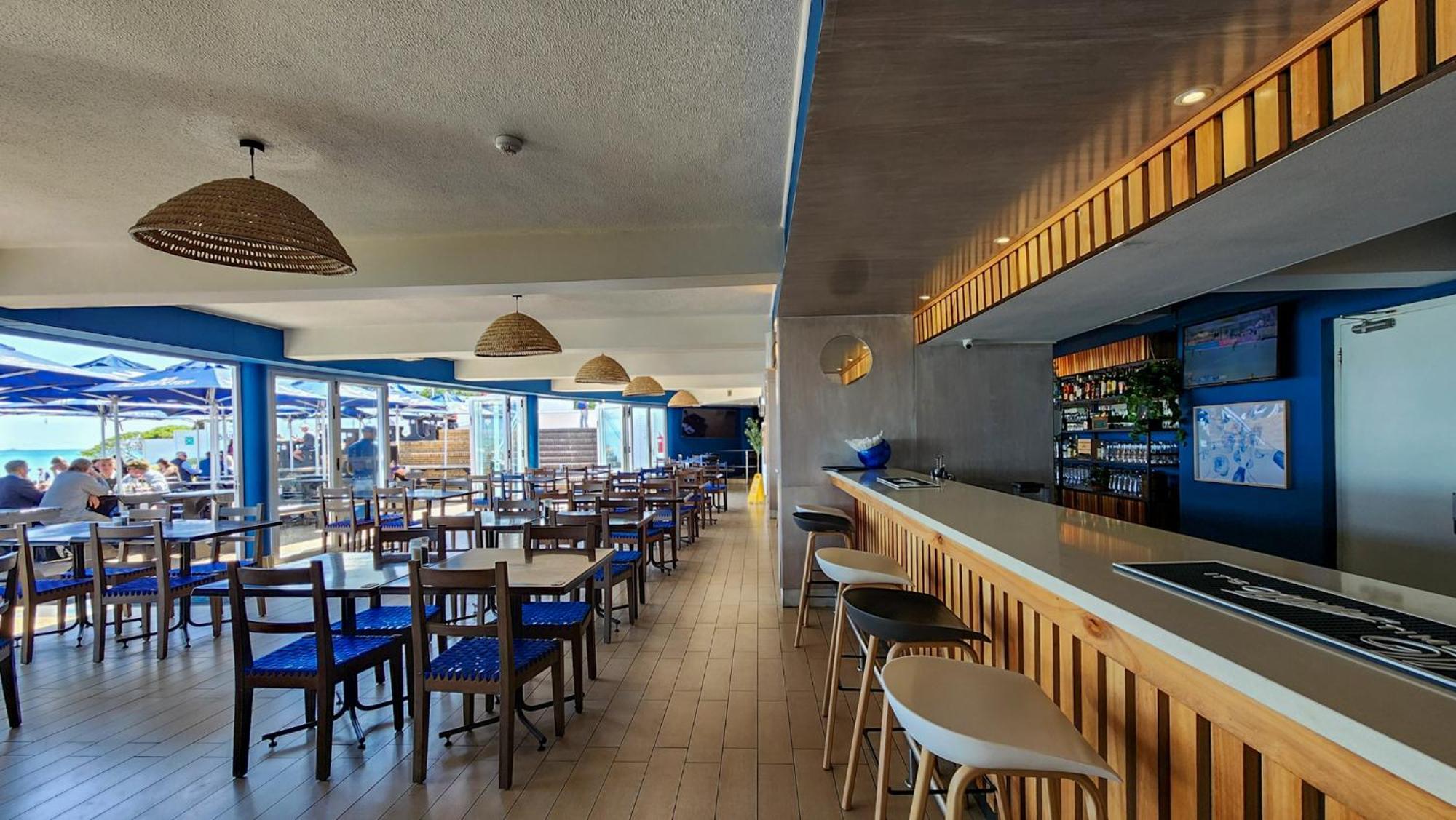 The Blue Peter Hotel Bloubergstrand Buitenkant foto