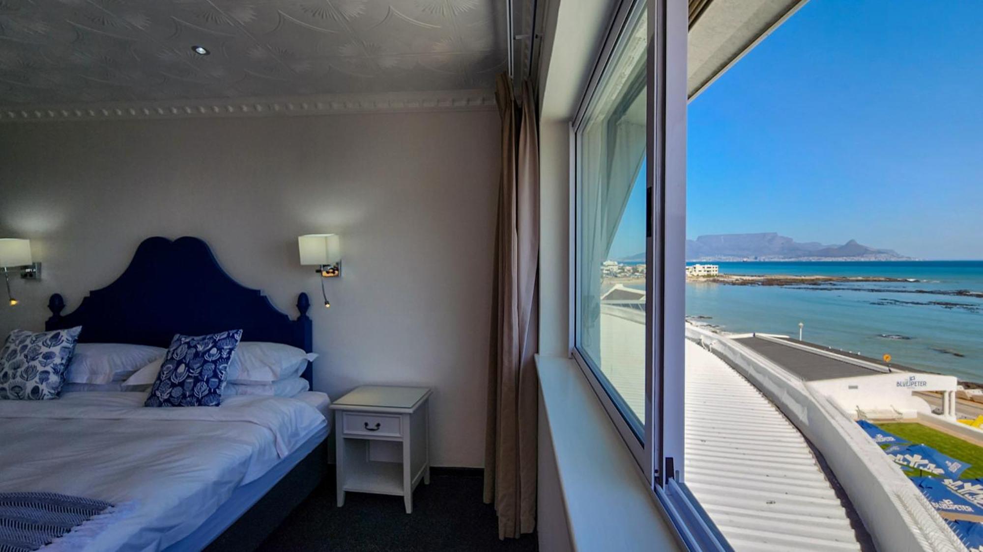 The Blue Peter Hotel Bloubergstrand Buitenkant foto